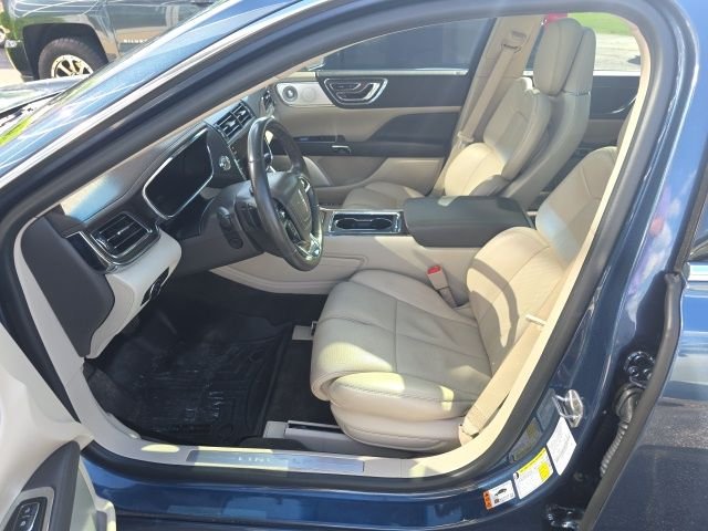 Used 2018 Diamond Lincoln Reserve image 8