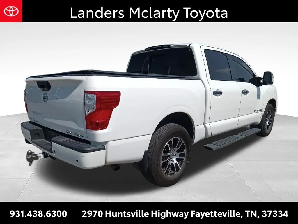 Used 2021 White Nissan SV image 3