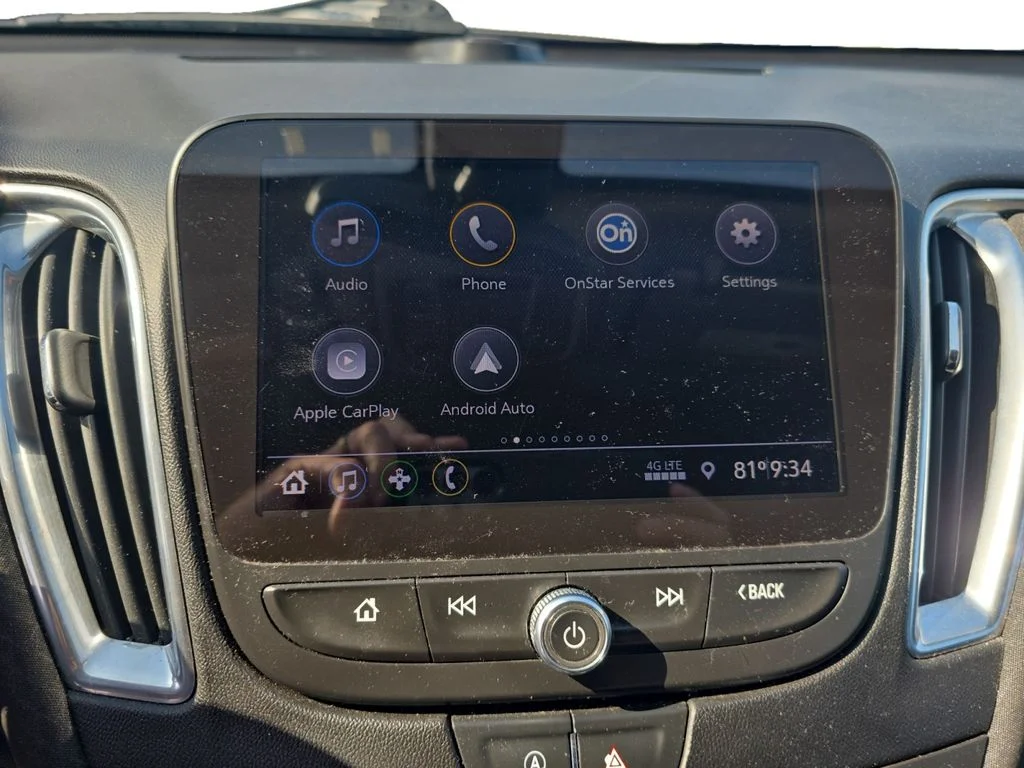 Used 2020 Gray Chevrolet LT image 15
