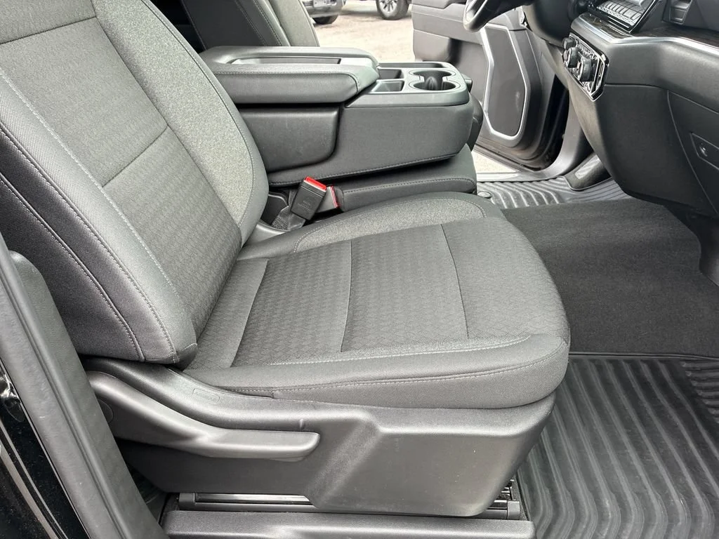 Used 2026 Black Chevrolet RST image 29