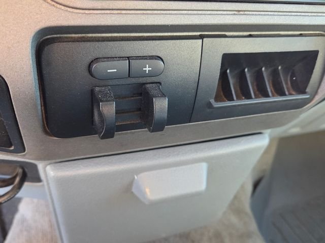 Used 2012 White Ford XLT image 24