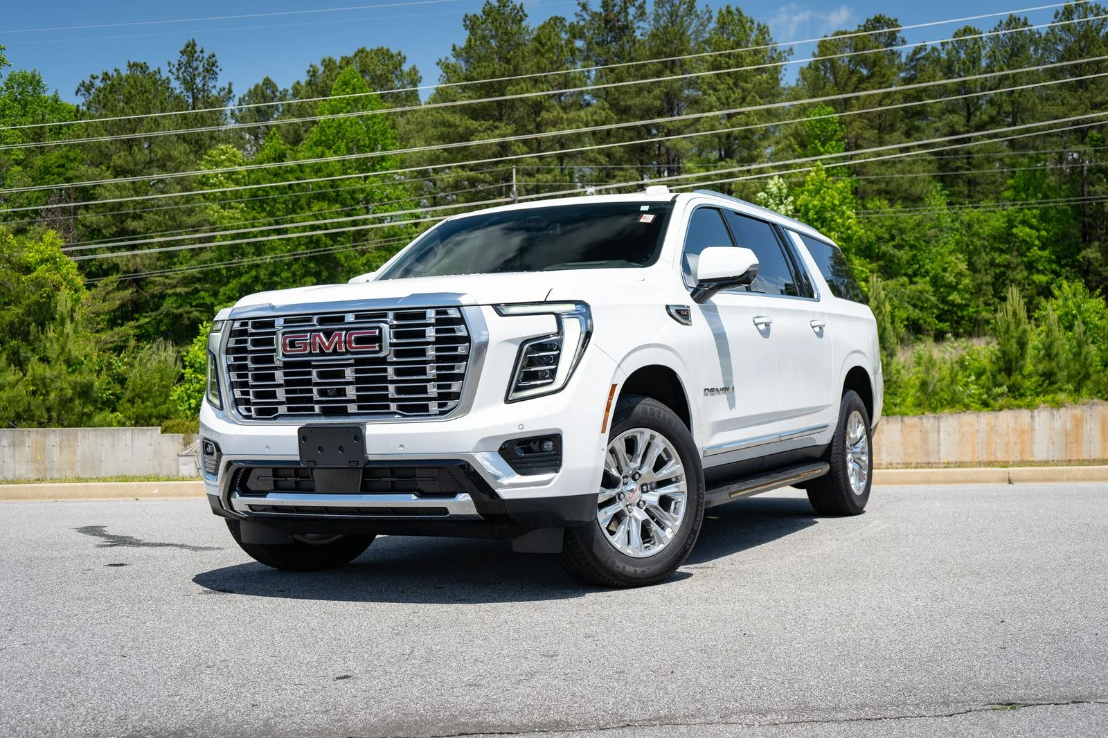 2025 GMC Yukon Denali AWD's photo