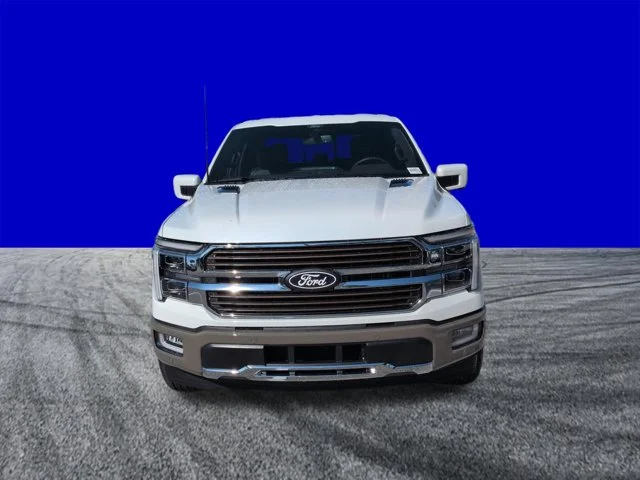 New 2026 Star White Metallic Tri-Coat Ford King Ranch® image 9