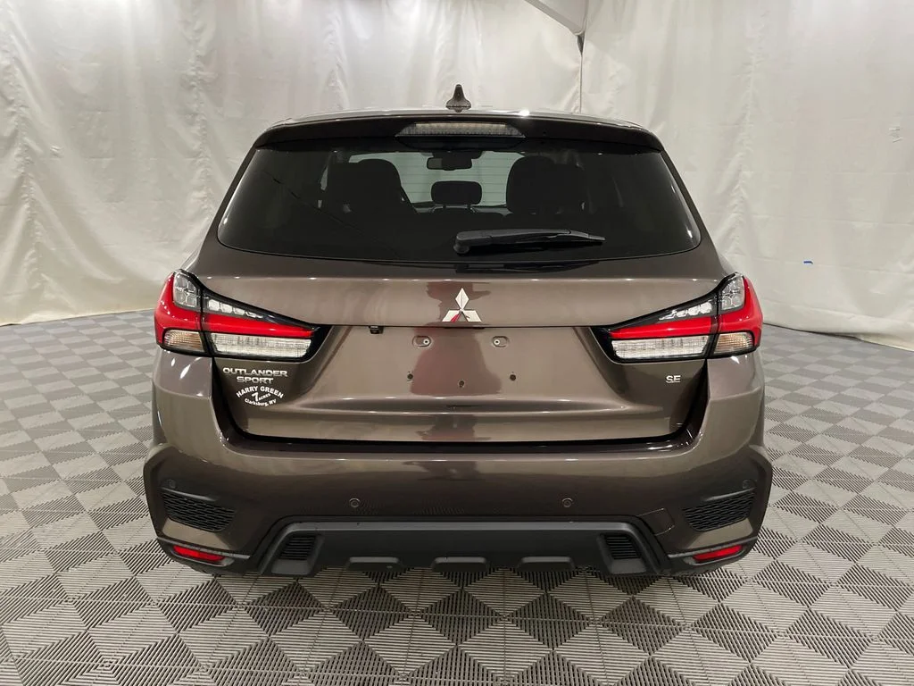 Used 2024 Oak Brown Metallic Mitsubishi SE image 6