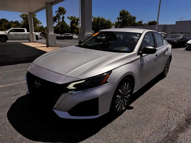 2025 Nissan Altima SV