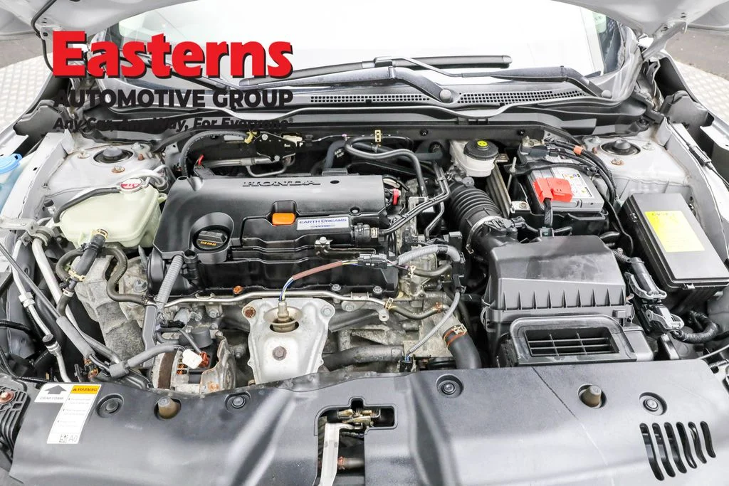 Used 2018 Silver Honda LX image 7