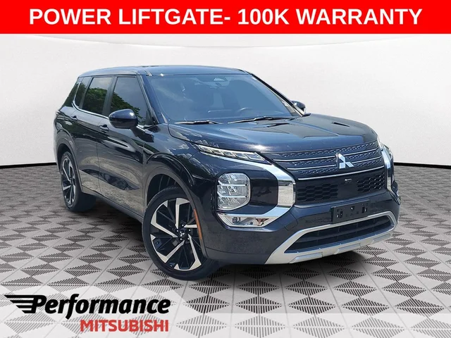 2023 Mitsubishi Outlander SE