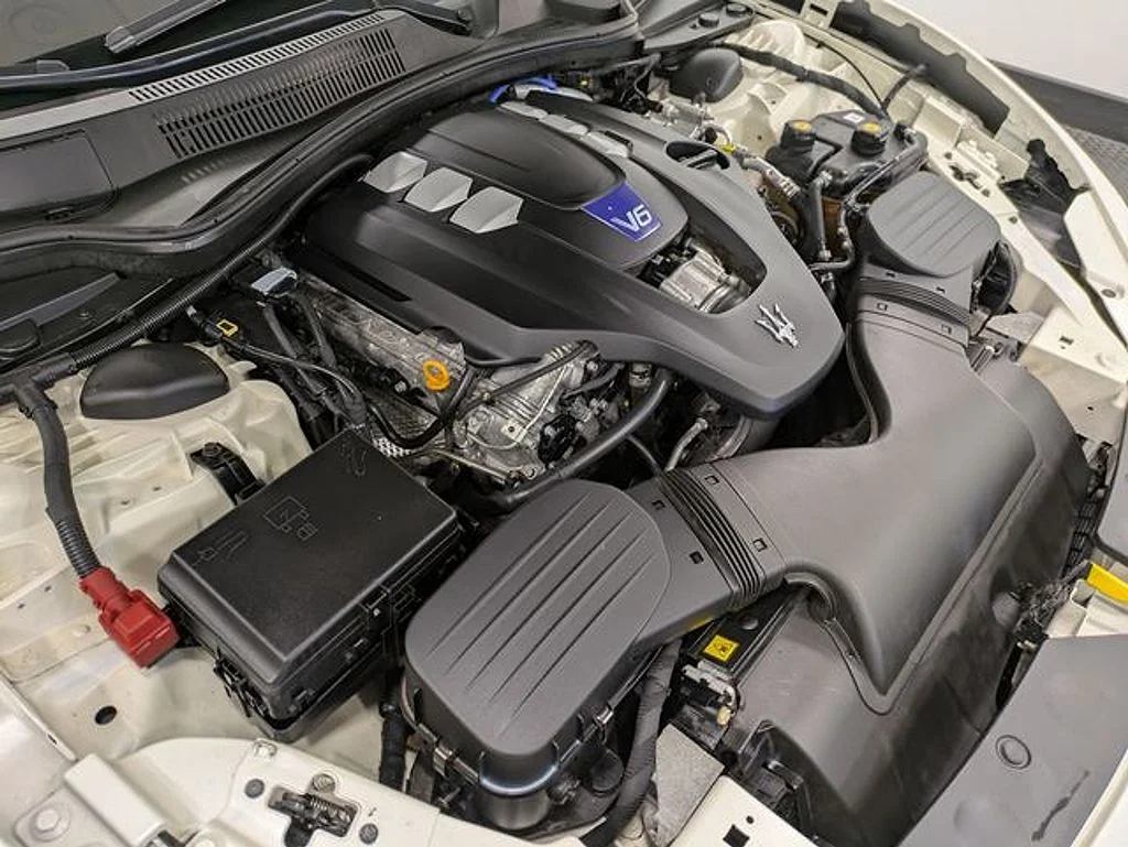 Used 2019  Maserati  image 30