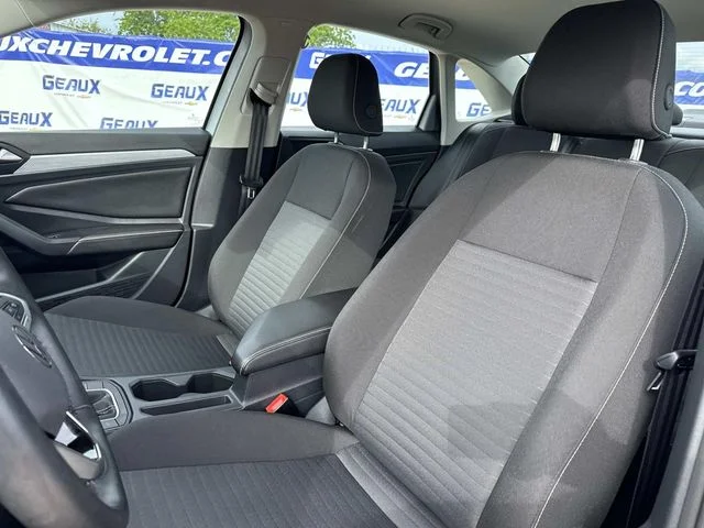 Used 2025 Silver Volkswagen 1.5T S image 35