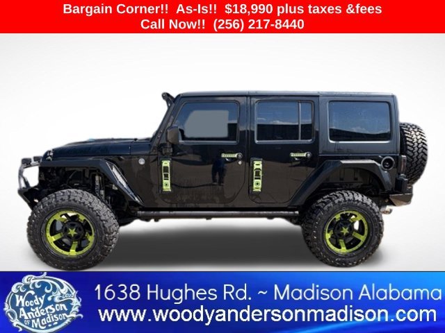 Used 2016 Black Clearcoat Jeep Unlimited Sport image 4