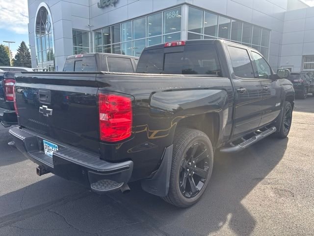 Used 2017 Chevrolet Silverado 1500 LT with VIN 3GCUKREC4HG284789 for sale in Shakopee, Minnesota