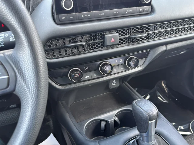 Used 2025 White Honda LX image 32