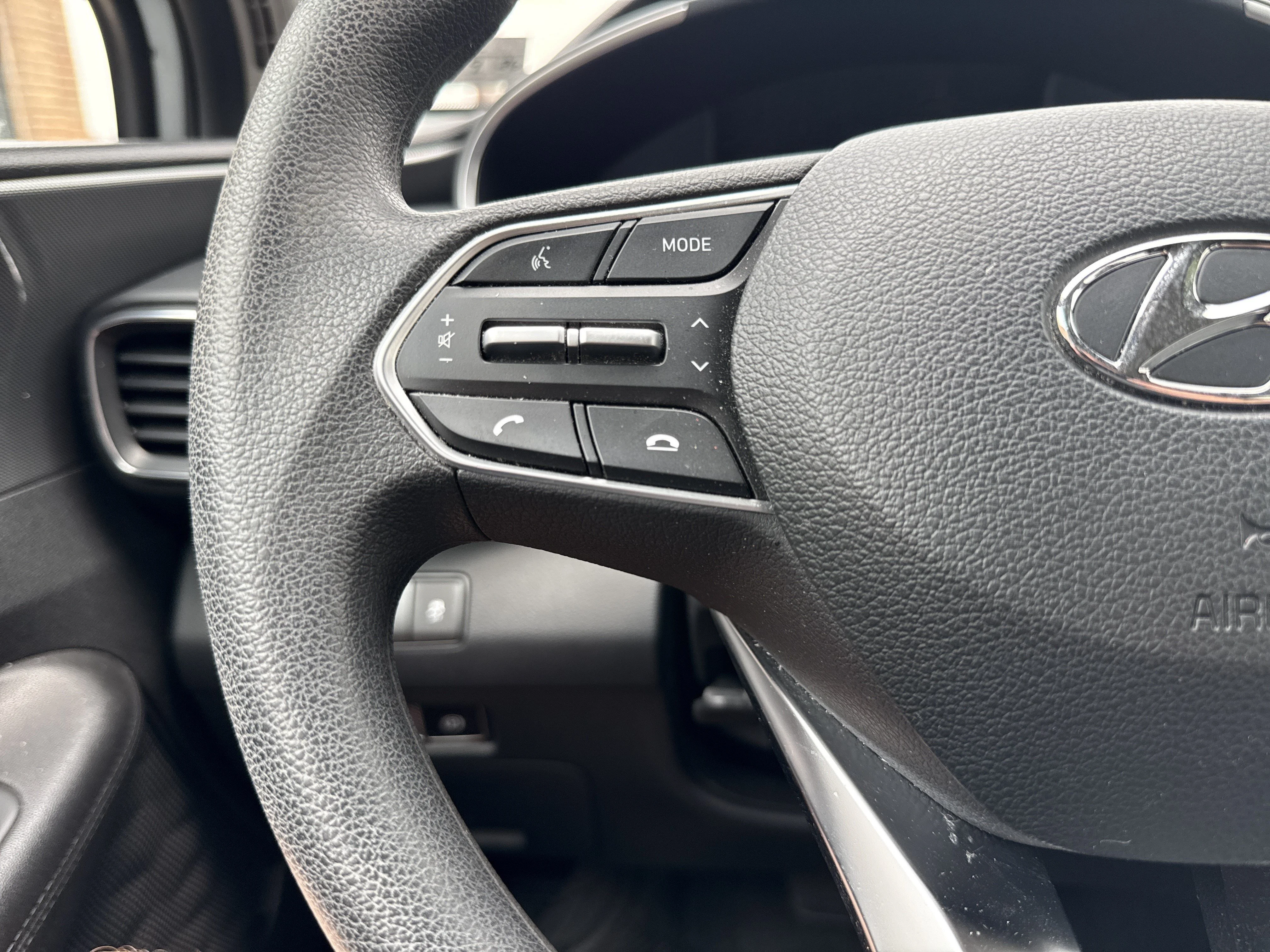 Used 2022 Shimmering Silver Hyundai SEL image 12