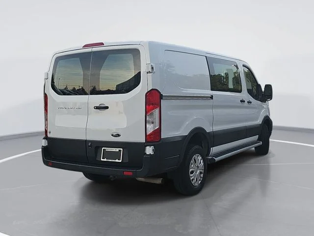Used 2025 White Ford Base image 3