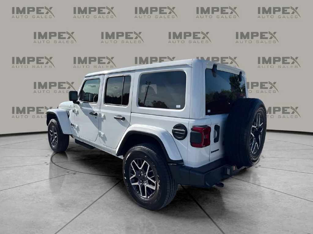 Used 2026 White Jeep Sahara image 3