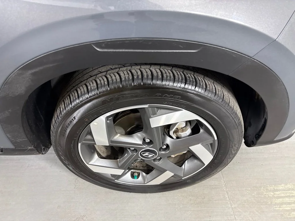 Used 2025 Gray Hyundai SEL image 14
