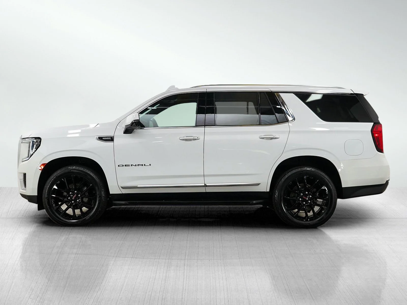 Used 2023 GMC Yukon Denali with VIN 1GKS2DKT4PR409209 for sale in Hopkins, Minnesota