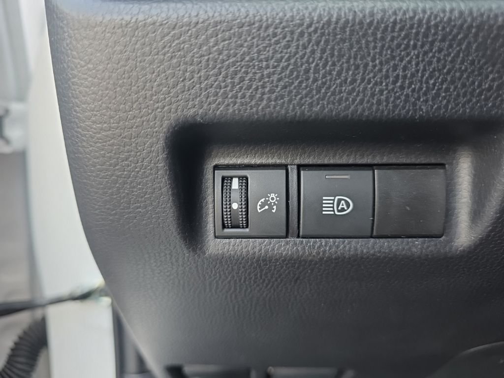 Used 2025 White Toyota LE image 15
