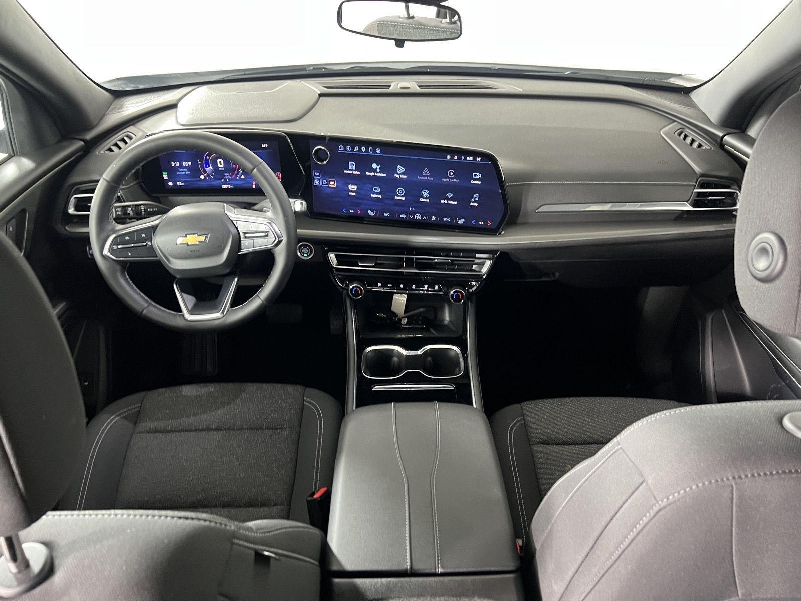 Used 2024 Summit White Chevrolet FWD LT image 2