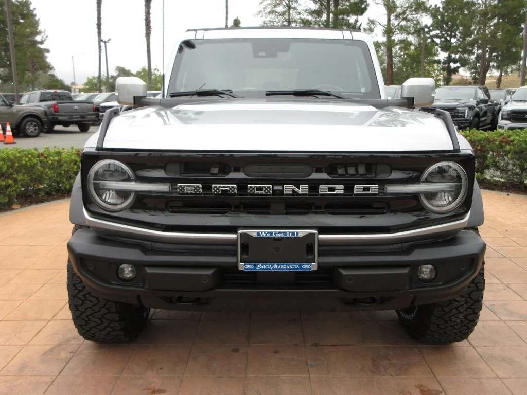 Used 2023 Iconic Silver Metallic Ford Outer Banks image 7