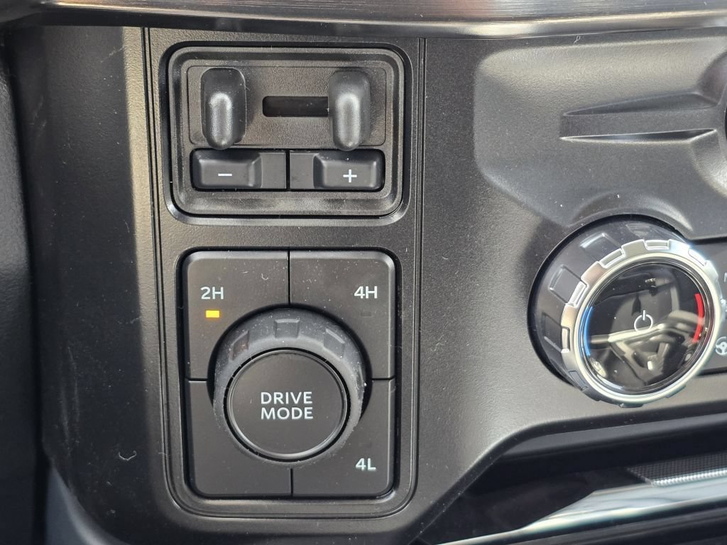 New 2026 Agate Black Metallic Ford LARIAT image 9