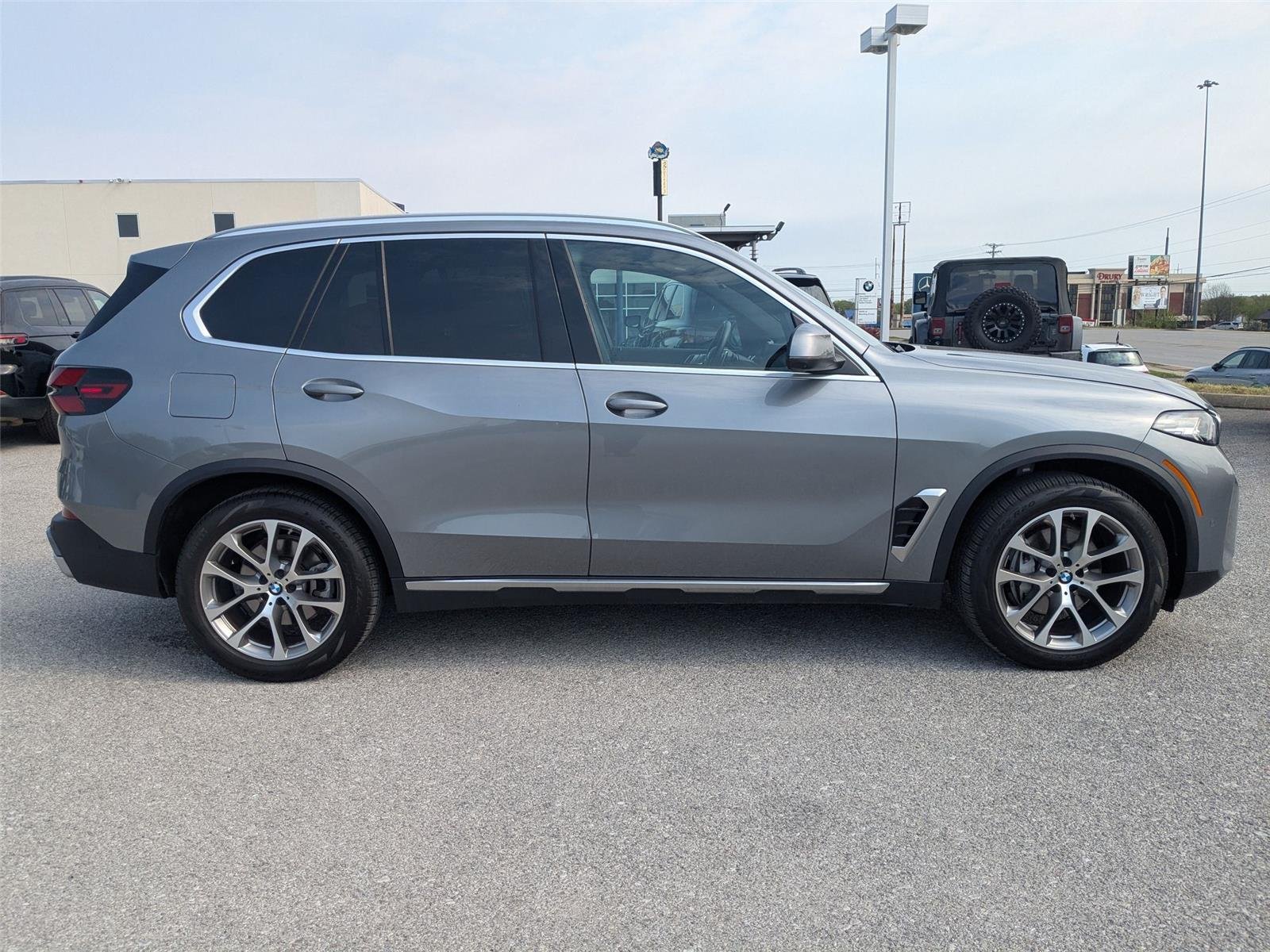 Certified Used 2024 Skyscraper Grey Metallic BMW xDrive40i image 4