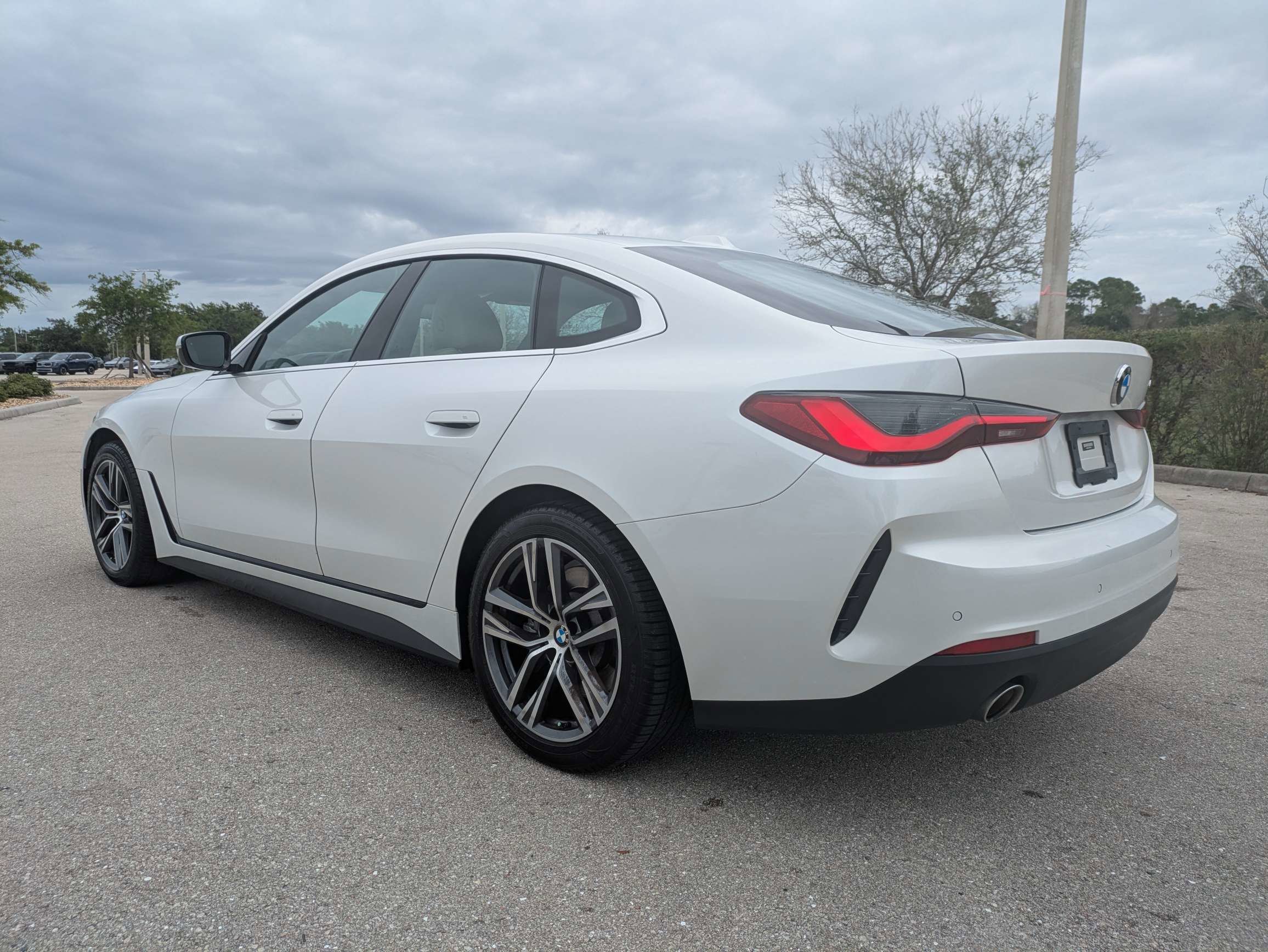 Used 2023 Alpine White BMW 430i image 7