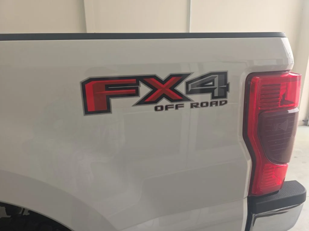Used 2021 Oxford White Ford XLT image 5