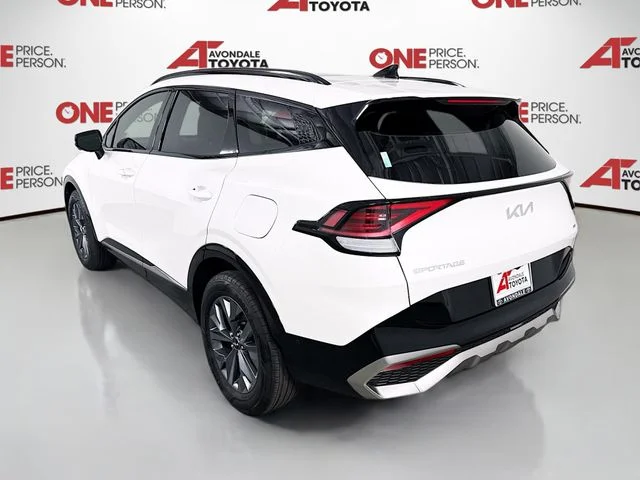 Used 2025 White Kia SX-Prestige image 5