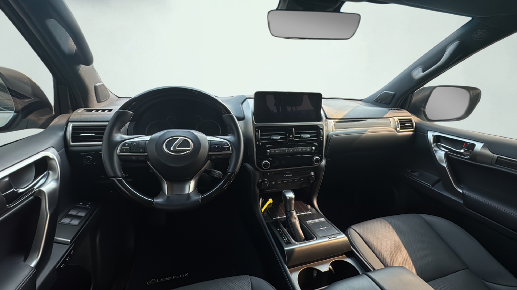 Used 2023 White Lexus 460 image 41