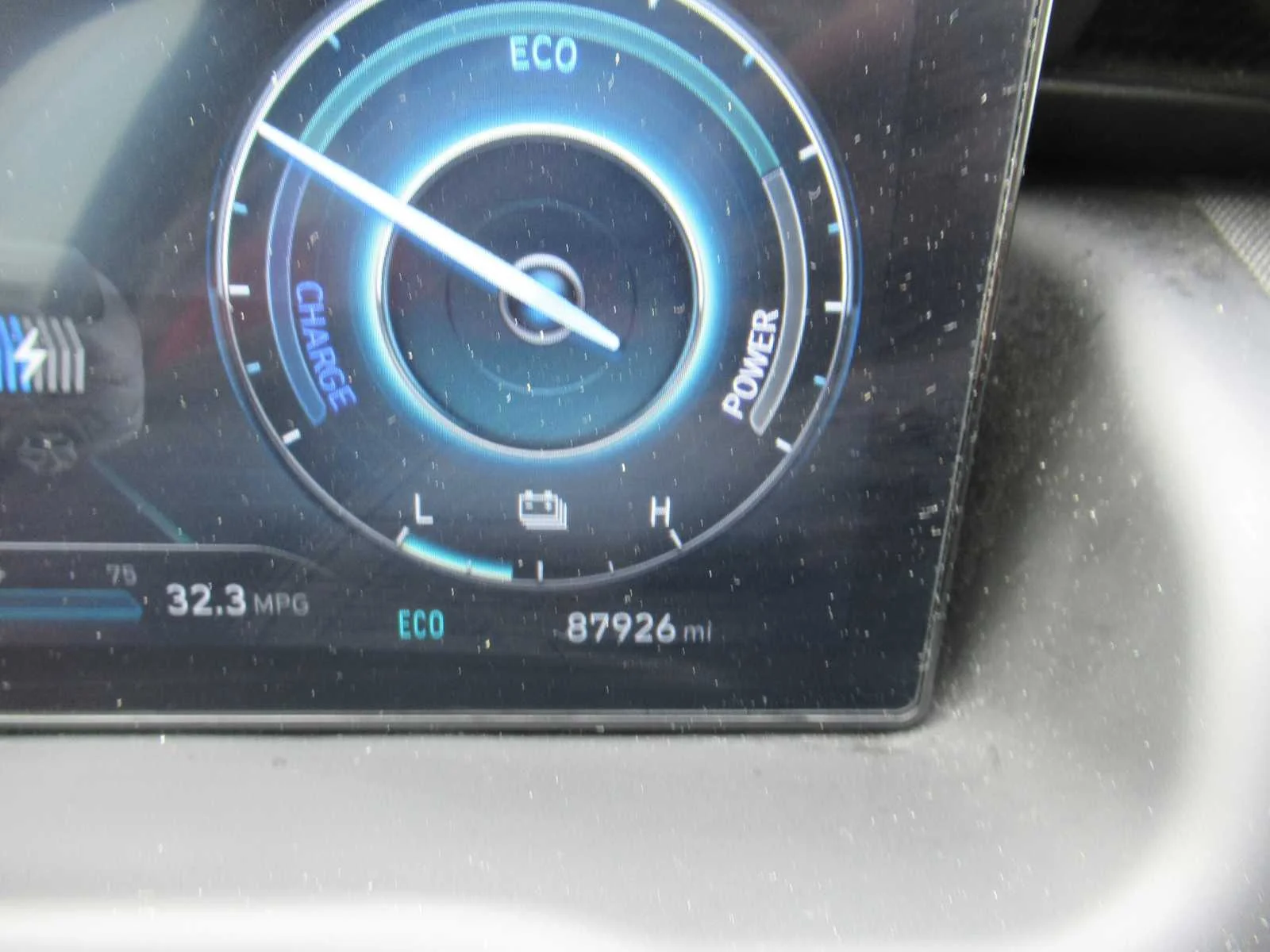 Used 2024 Amazon Gray Hyundai SEL Convenience image 31