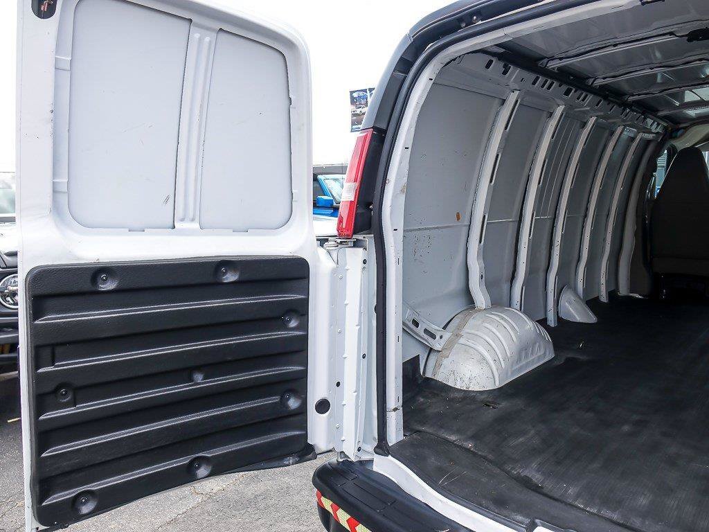 Used 2023 Summit White Chevrolet Work Van image 23
