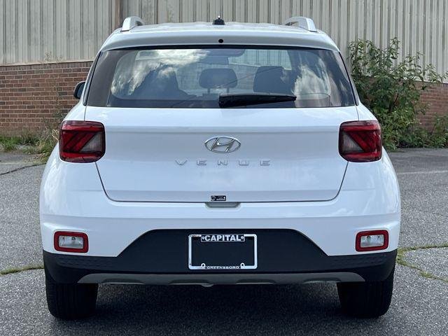 New 2026 White Hyundai SEL image 12