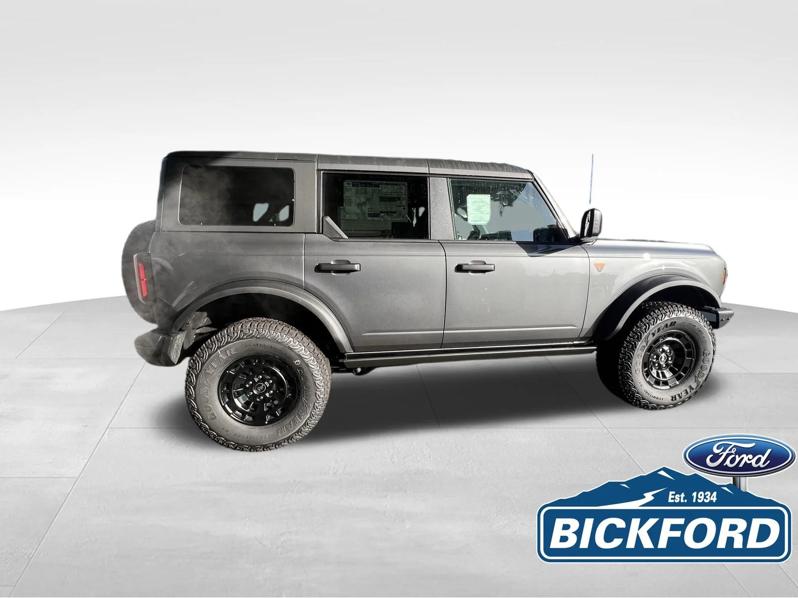 New 2026 Gray Ford Badlands image 4