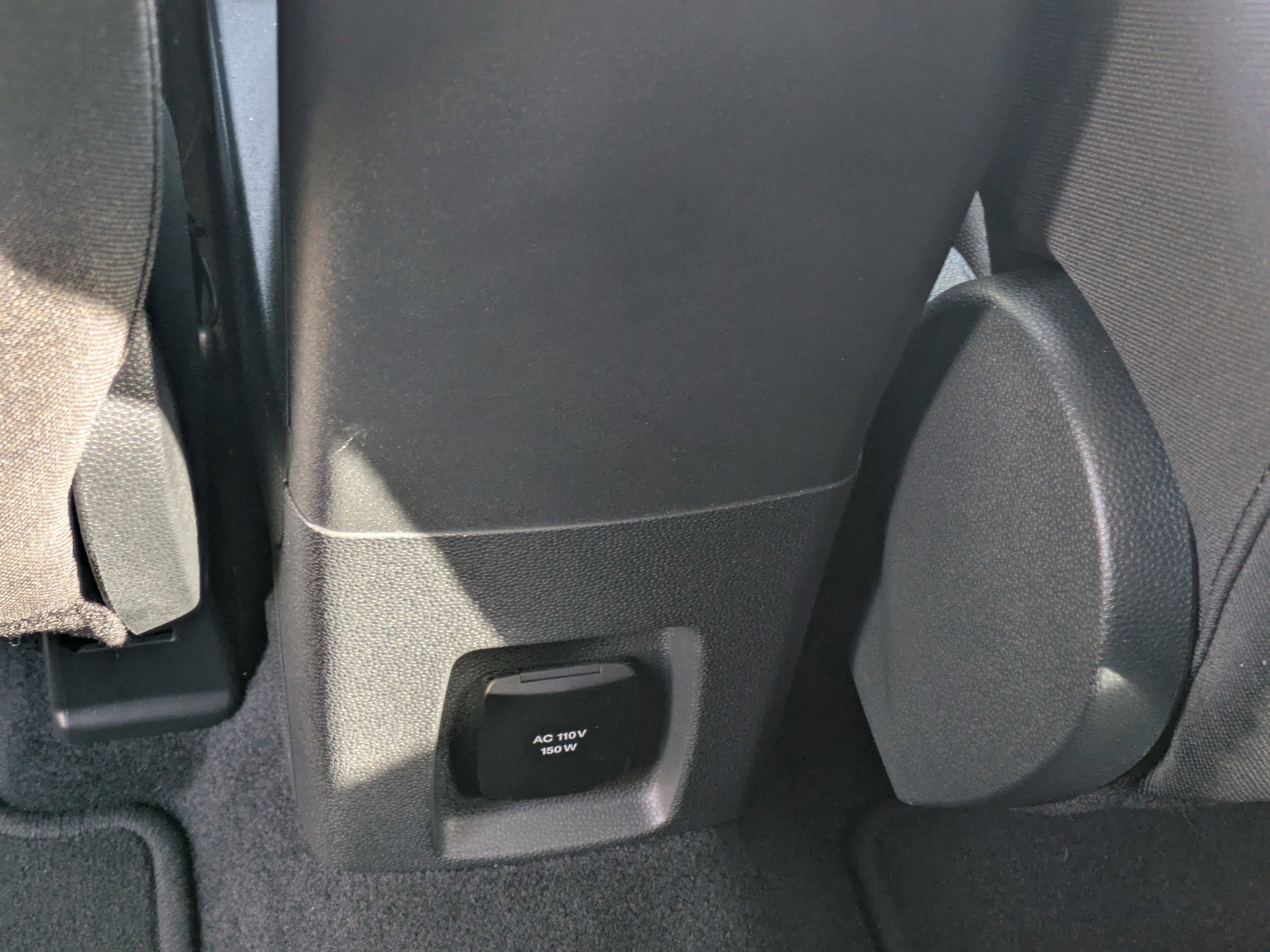 Used 2019 Smoke Metallic Ford SE image 13