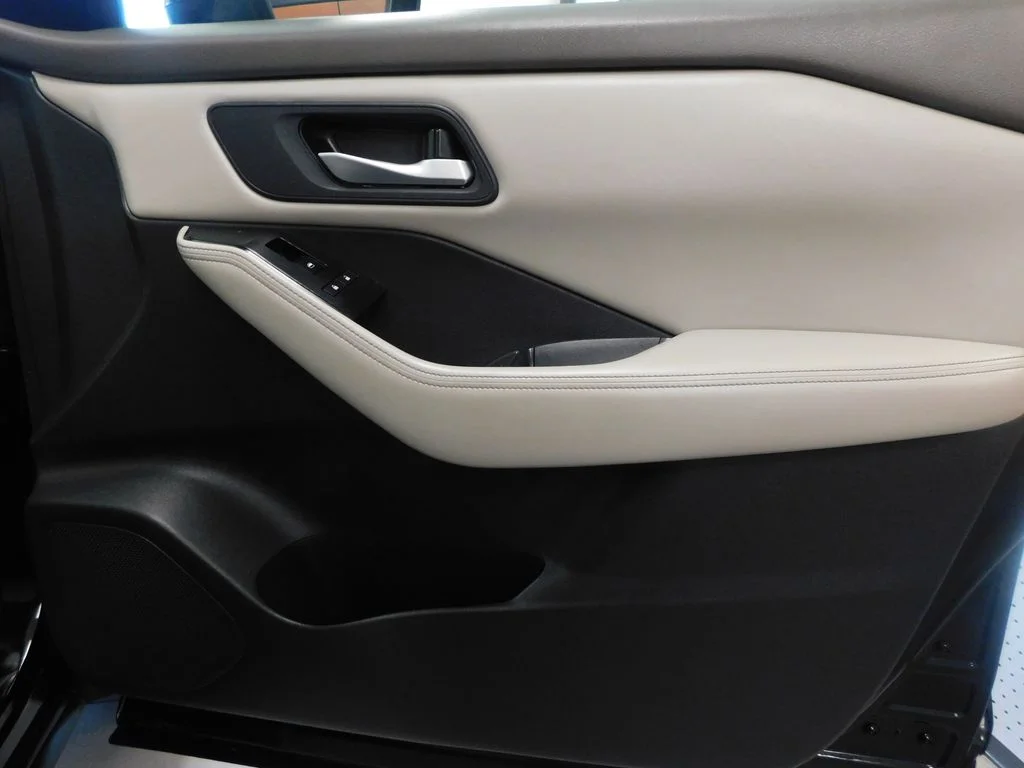 Certified Used 2025 Super Black Nissan SV image 51
