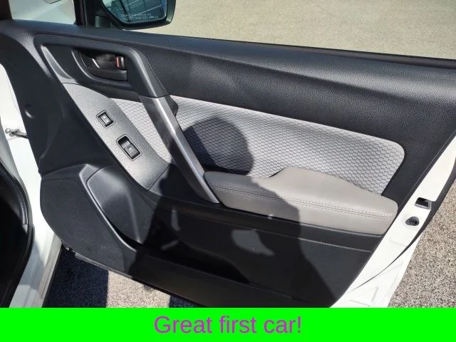 Certified Used 2018 Crystal White Pearl Subaru 2.5i Premium image 21