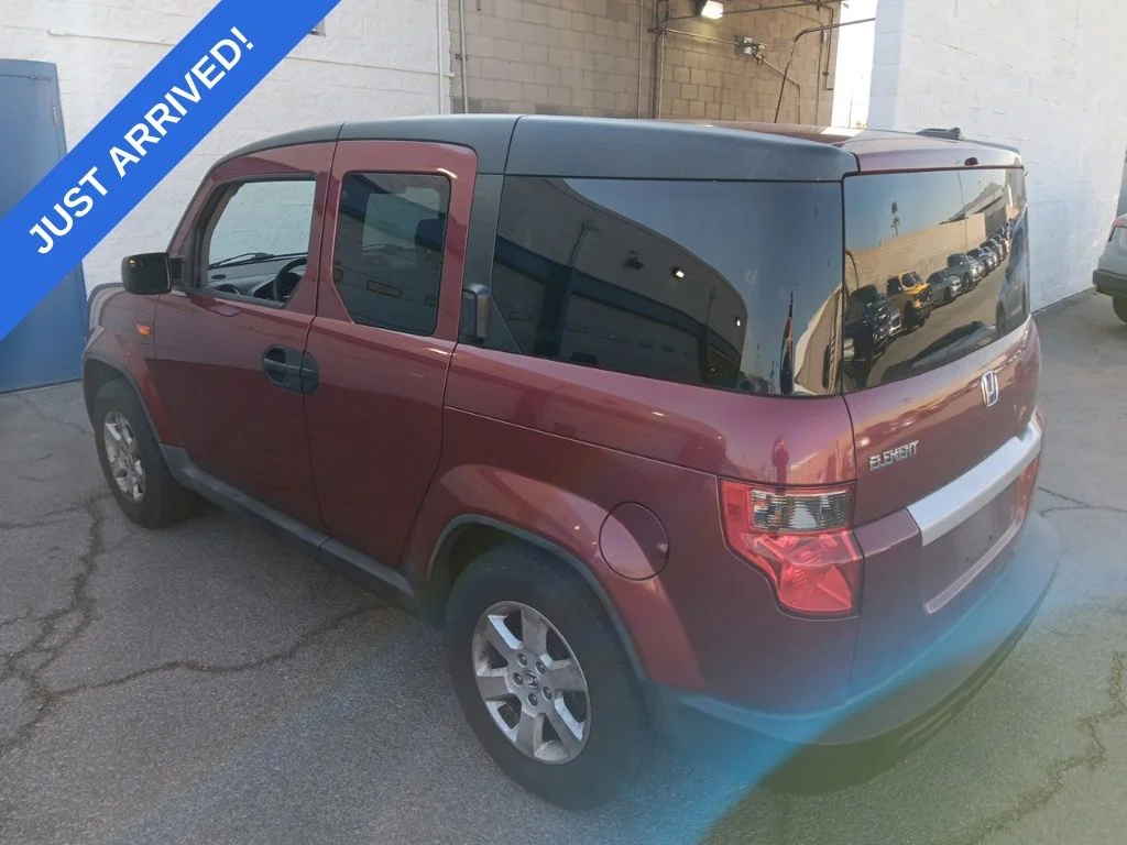 Used 2009 Tango Red Pearl Honda EX image 4