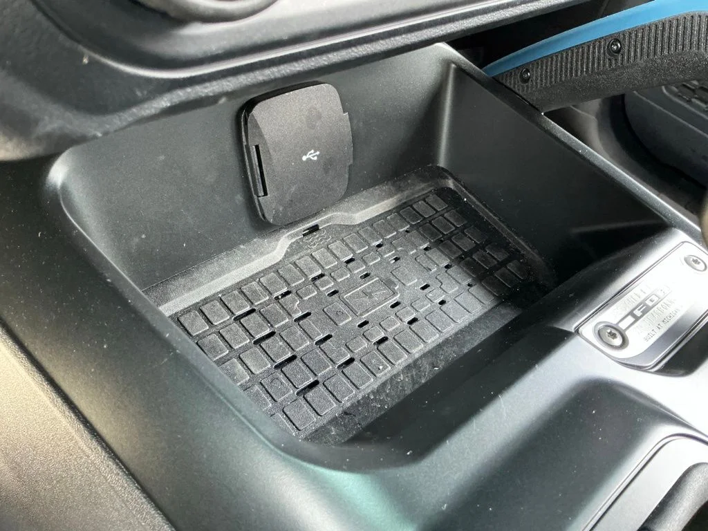 Used 2024 Black Ford Wildtrak image 40