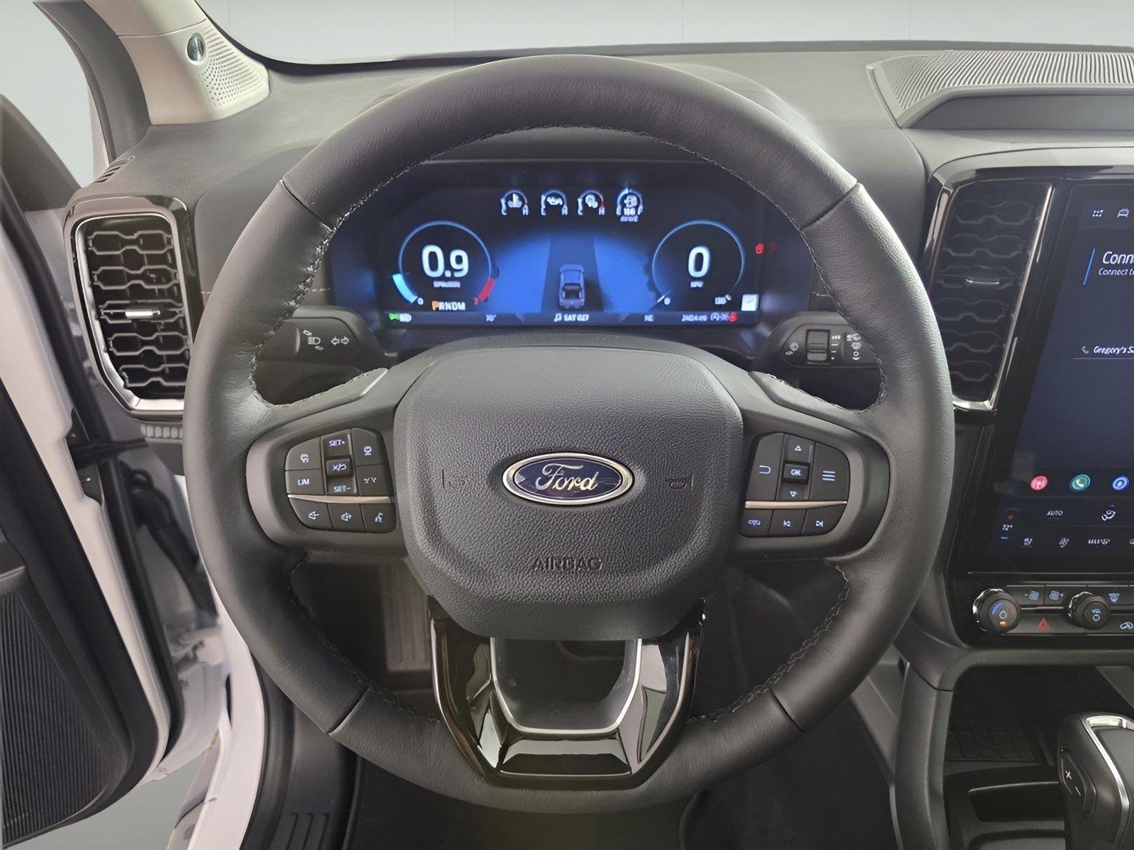 Used 2025 Oxford White Ford LARIAT image 30