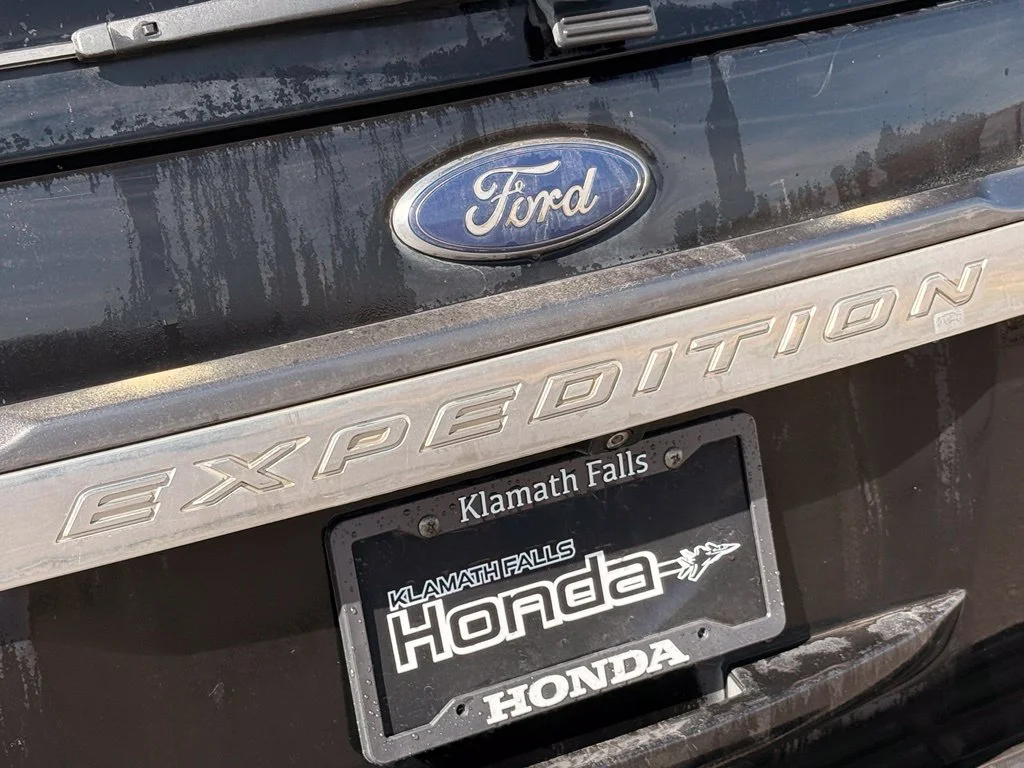Used 2016 Shadow Black Ford XLT image 9