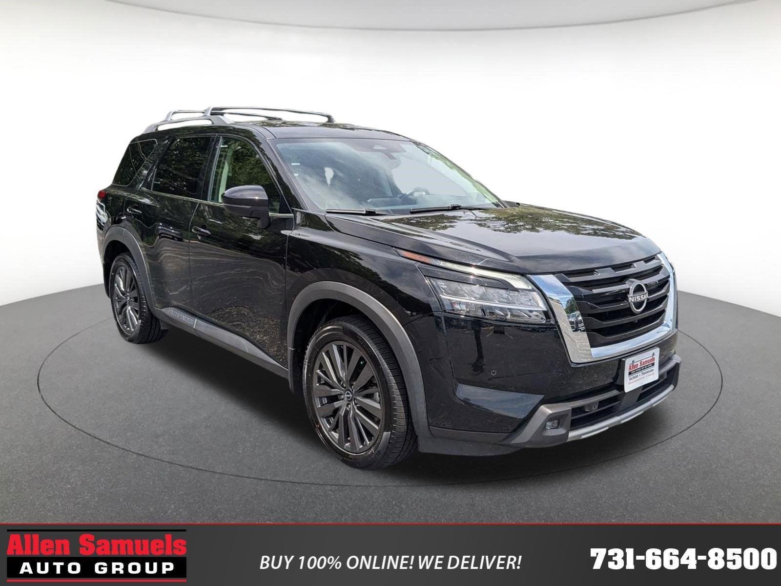 2022 Nissan Pathfinder SL 2WD's photo