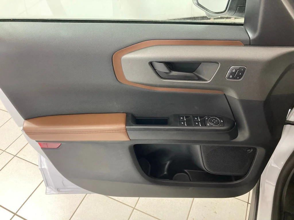Used 2025 White Ford Outer Banks image 14