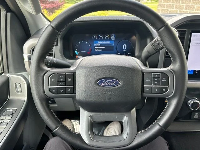 Certified Used 2025 Agate Black Metallic Ford XLT image 21