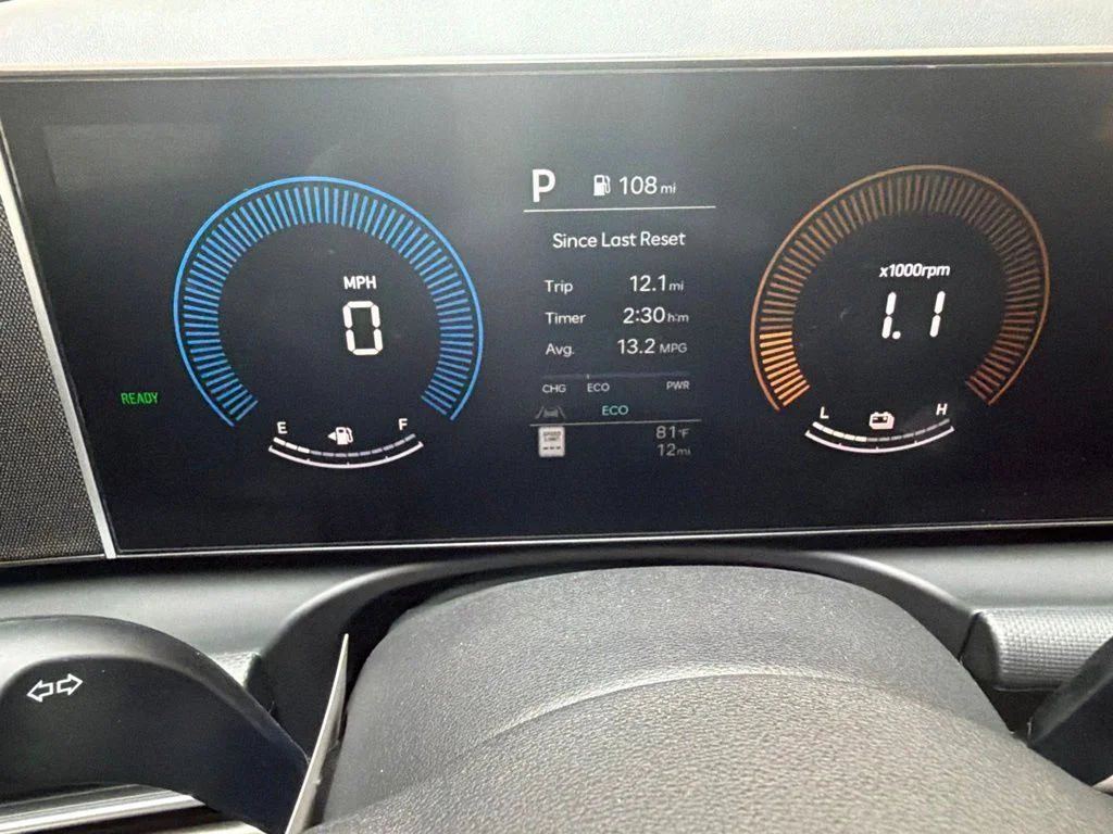 New 2026 Amazon Gray Hyundai  image 25