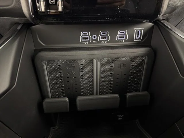 New 2026 Black Ram Laramie image 25