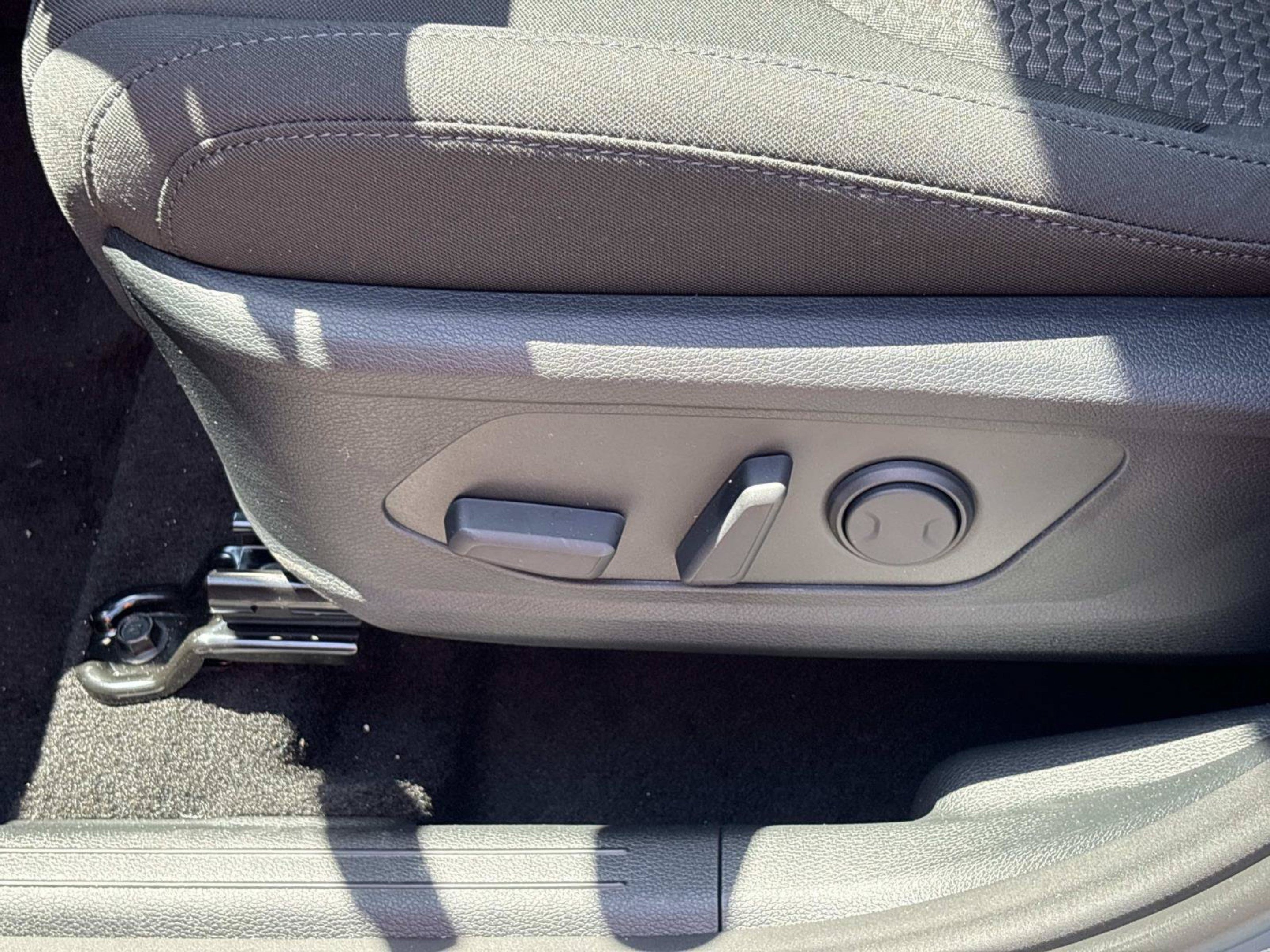 New 2027 Heritage Blue Kia S image 19