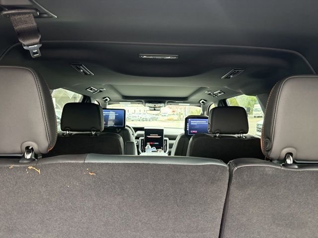 2025 GMC Yukon XL AT4 - Photo 39