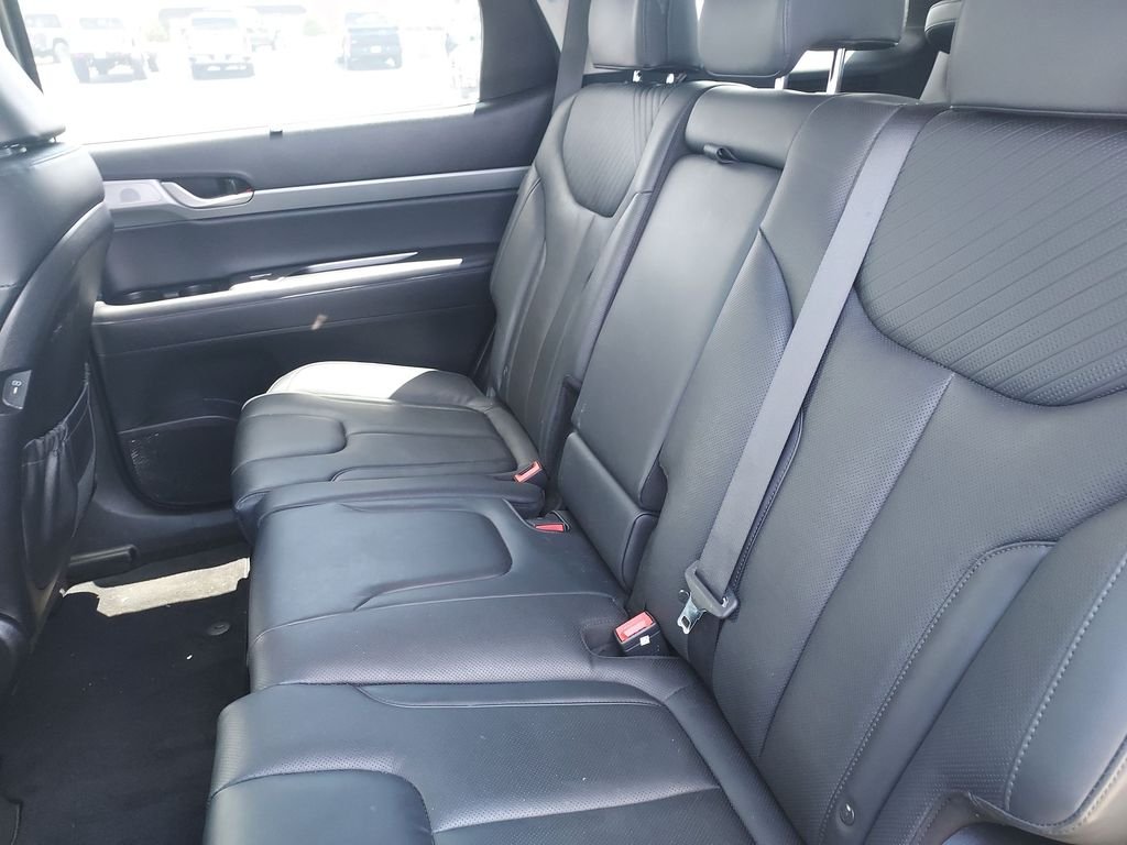 Used 2023 Gray Hyundai SEL image 29