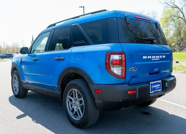 Used 2025 Blue Ford Big Bend image 8